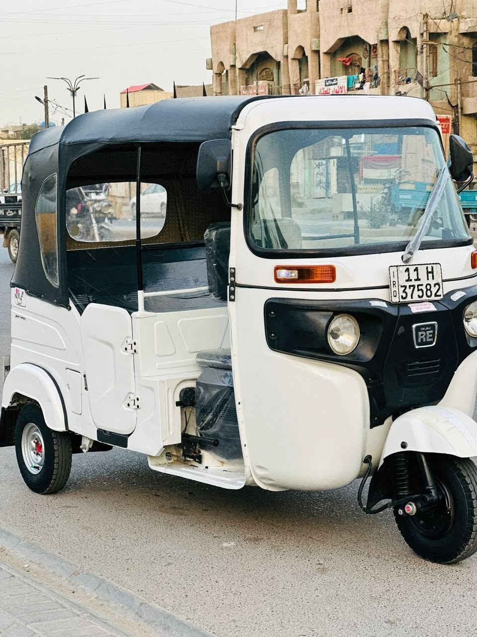 سلام عليكم تكتك لبيع موديل 2022رقم بغداد تحويل مباشر تكتك مكفوله كفاله عامه كشر ومكينه أخت زيرو حتى دوس ما معمره مكاني بغداد مدينه الصدر ***********
