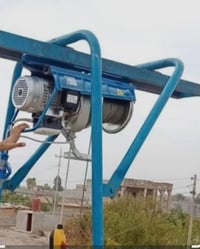 عندي ونج وكادر عمل كامل اطلع تصعيد مواد وابور داخل البيوت وتنضيف وتفلي...