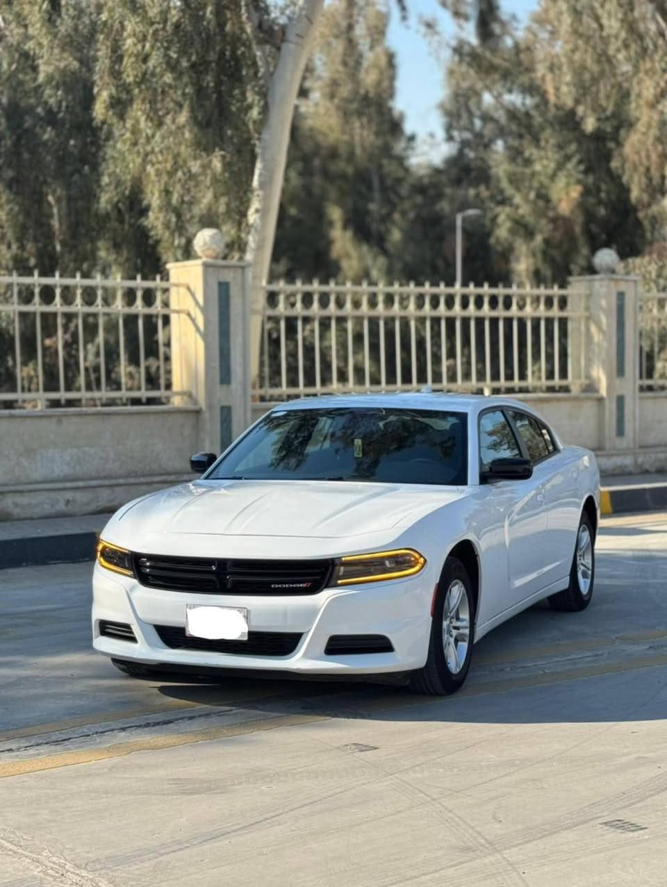 ‏السلام عليكم 
سيارة جارجر 
 للبيع اللون أبيض موديل 2023 SXT 
بصمة + تشغيل عن بعد 
السيارة وارد أمريكي 
كلين بدون ضرر 
محرك 6 سلندر 
السيارة نضيفه بشكل ما ناقصها اي شي 
سيارة مرقم شمال دهوك 
الممشى 25,000 ميل 
مكان السيارة الموصل 
السعر 280$ وبيها مجال بسيط 
للطلب والاستفسار اتصل على الرقم. 
***********.
