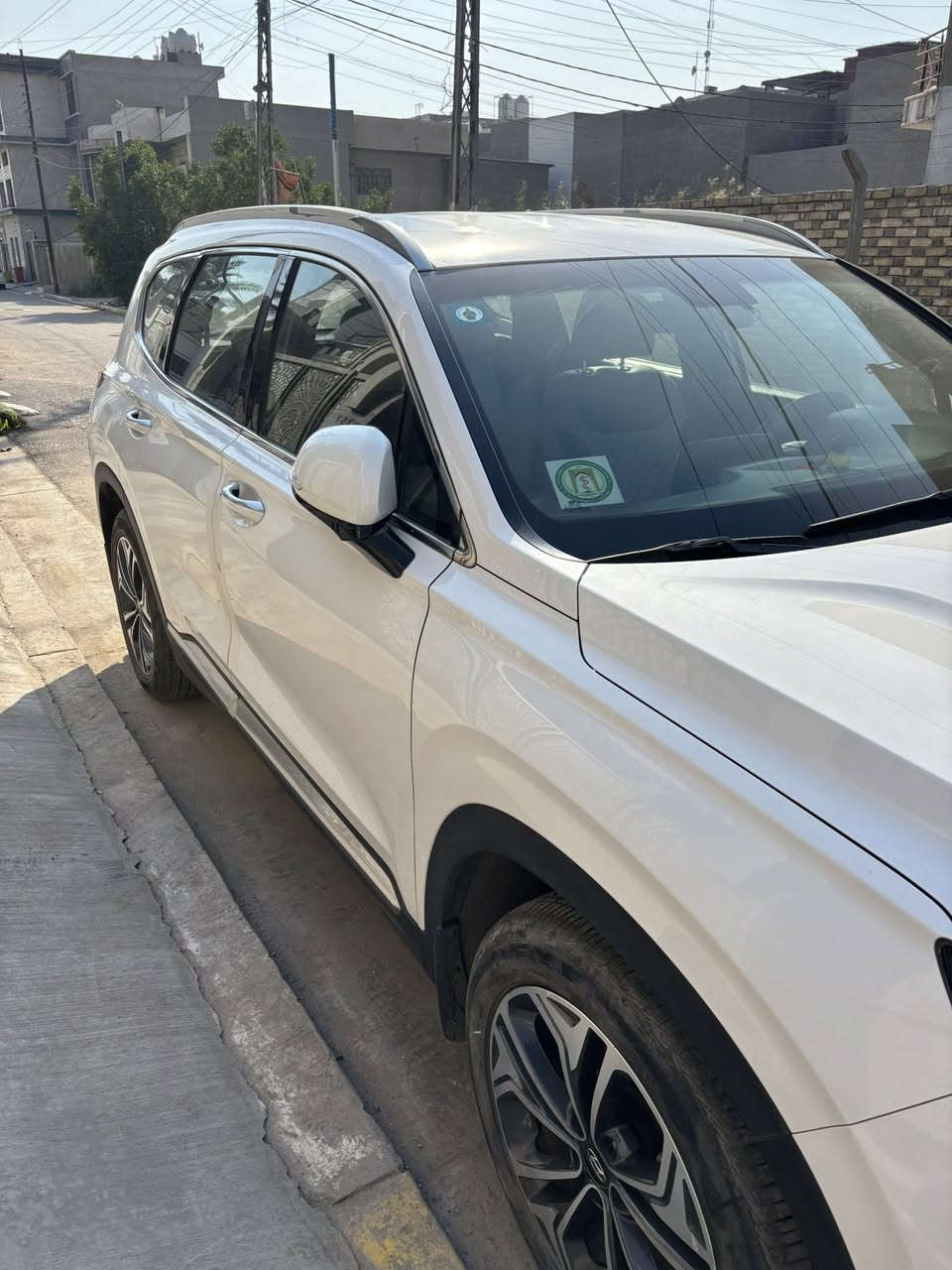 السلام عليكم سنتافيه 2019 وارد خليجي سته سلندر  ماشية 59000كم التبريد المكينه والكير ممفتوحات سياره مابيها صبغ ولا بارد فقط رصعات بسيطةبالباب الامامي والخلفي جهة السايق تحويل ثاني يوم بغداد السيدية السعر 240 للأتصال على الهاتف ***********
المواصفات
بصمه
شاشه ابل كار بلي اصلية
2 كشنات كهرباء
داخل جلد
ثلاث قطع تبريد
سبعه نفر
حساس أمامي
حساس خلفي
اشاره بالمري
مرايات شفط
صندوك كهرباء
فور ويل
انظمة قياده ايكو سبورت نورمل كومفورت
ترحيب
تحكم ستيرن جهتين
كروز سرعه
شفتات الستيرن
شحن واير ليس
