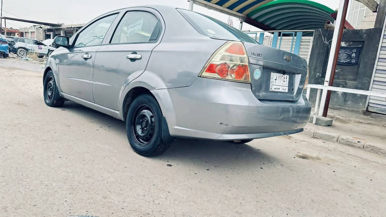 السلام عليكم
افيو ٢٠٠٨ رقم كربلاء بيها بنيد مبدل وضربة قبق الجنطة مصلحة علبارد يرادلها ترتيبات بسيطة 
*********** مكاني كربلاء
