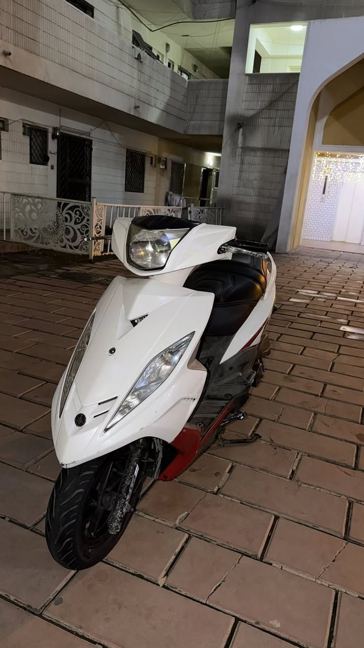 دراجه جي تي ار GTR🇯🇵
مديل2011
دراجه خير من الله دراجه مكفوله مكينه وشاصي وكهربائيات و كفرات ختم واحد
(التزويد)
كاعيه🍒
قفيص صالنصه 🍒 
تعلاكه سمائي
قبق فلاوين سمائي
براغي مال كاعيه 7الوان اصلي لون ميروح
يدات بريك سلفر (تايون)شرط الختم 
قاعده رقم 7 الوان كوسو اصلي
سلف رياضي ممشدود برتقالي اصلي
مرايات مال جمبزه
كلجات ار جي اس (تايوان)شرط 
صالنصه صجميه (بوشتين)
وبيه (ملاحضات)بل كفرات
السعر واحد و 250 وبيه مجال
العنوان:شارع حيفا
الرقم:***********
