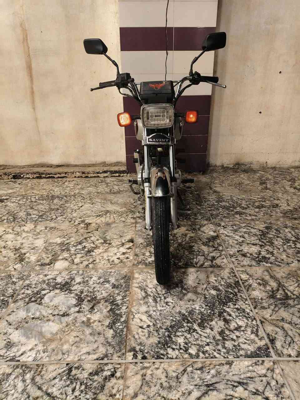 السلام عليكم للبيع ايرني سيفان 5كير موديل 21 محرك بلادي مامدود على سبانه سعر 650 الاستفسار على هذا رقم ***********
