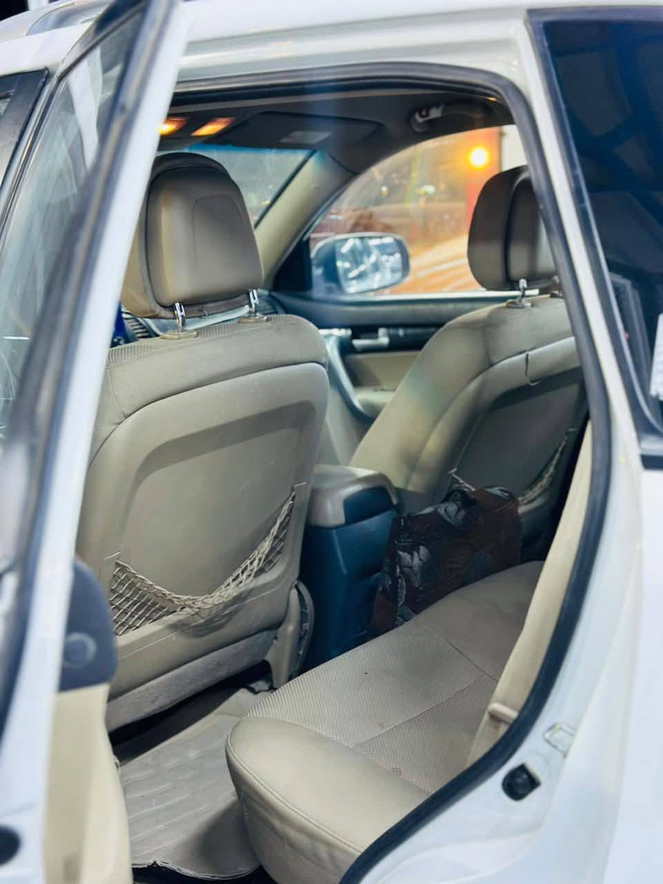 السلام عليكم
سورنتو 2012 خليجي

السعر ___135$

بيها جاملغ صبغ فقط

رقم سليمانيه تحويل مباشر

الانبار قضاء عنه

للتواصل على الرقم

***********
