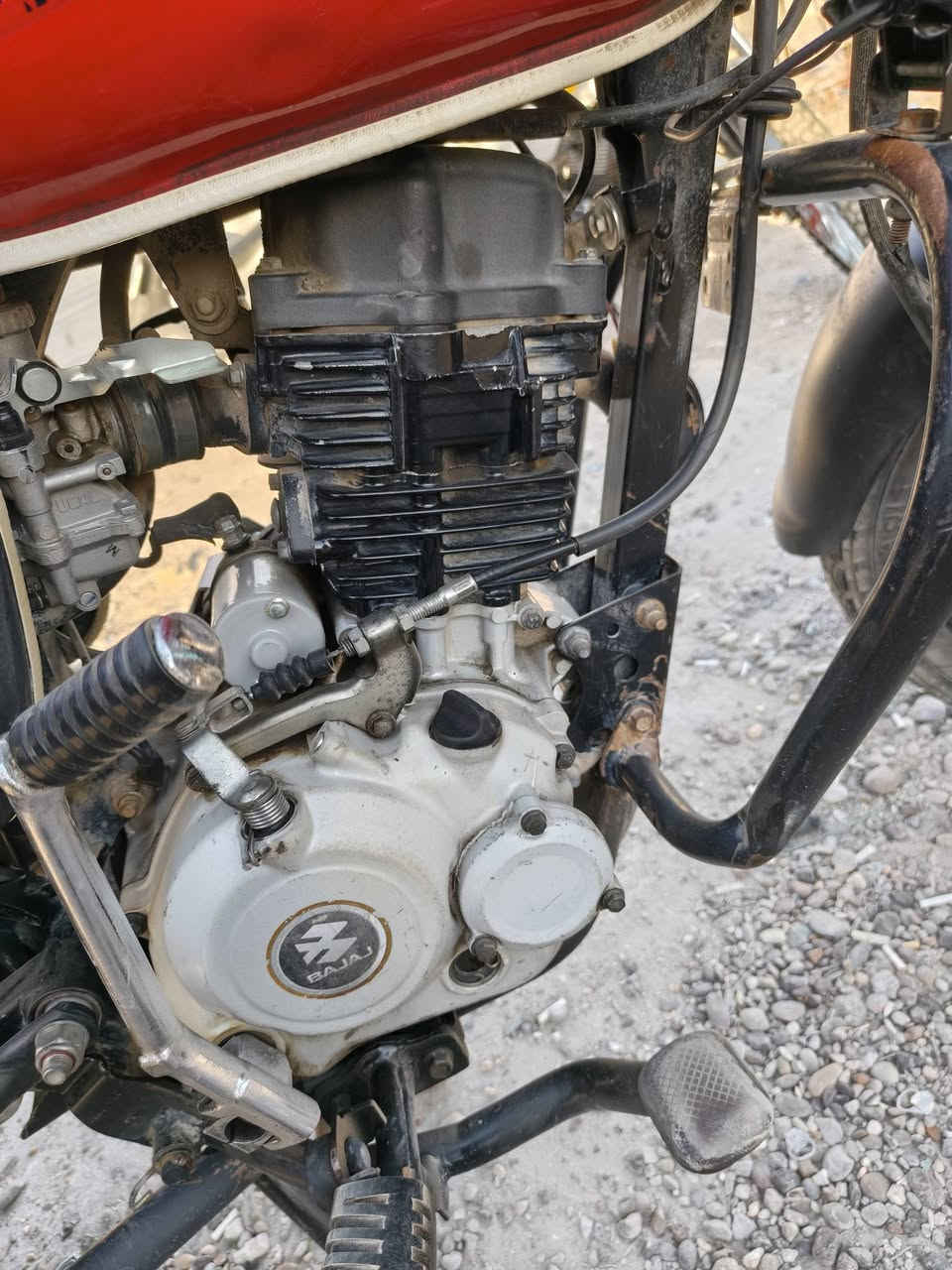 سلام عليكم دراجه بوكسر موديل 21 للبيع دراجه بيها  خيط دخان وراق اصوليه تاخذها كما هيه بل صوره سعر 900 بيهاا مجال العنوان بغداد *********** متواجد . وتساب 💖
