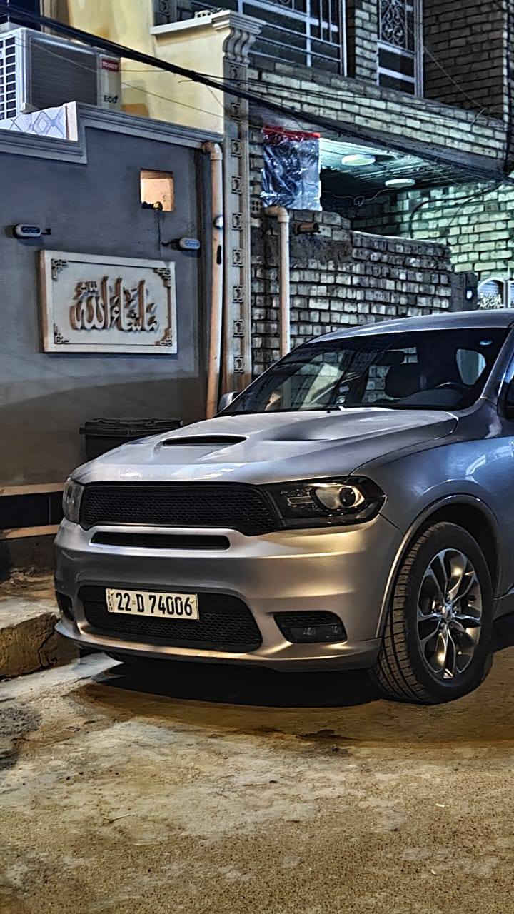 سلام عليكم
للبيع او مراوس 
دورنكو موديل 2020(GT)  رقم اربيل 
 هزه ورقم جديد سياره جديده
بمعنه كلمه 🚕
حاادثه جاملغ وبنيد بدون دواخل فقط 
 السعر 210  بيه مجال
المواصفات/:
1.  محرك 6 سلندر 3600 مكفواله
+كير كفاله 
2.لون السيارة رصاصي 
3.  حساسات خلفيه  
4.  بصمة 
5.  بصمة أبواب امامية
6.  تشغيل عن بعد 
7.  ويل كب حجم20. التايرات  جديده
8.  مانع تزحلق (انزلاق) ABS .
9.  شاشة
المكان بغداد البلديات
رقم الهاتف ***********
