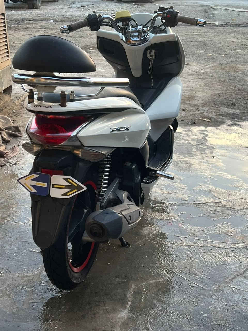 سلام عليكم دراجه بيسي اكس (ياباني) جيل الاول دراجه نضيفه كلش دراجه علا وضع الوكاله ما مفتوح بيه برغي واحد كفراته هم وكاله مختمات شركه تايراته جدد كهربائيات كله شغاله مكاني بغداد مدينت اصدر قطاع 63
رقم هاتف ***********. متواجد فقت عل رقم. مكلف بل نشر 🫶🫶
