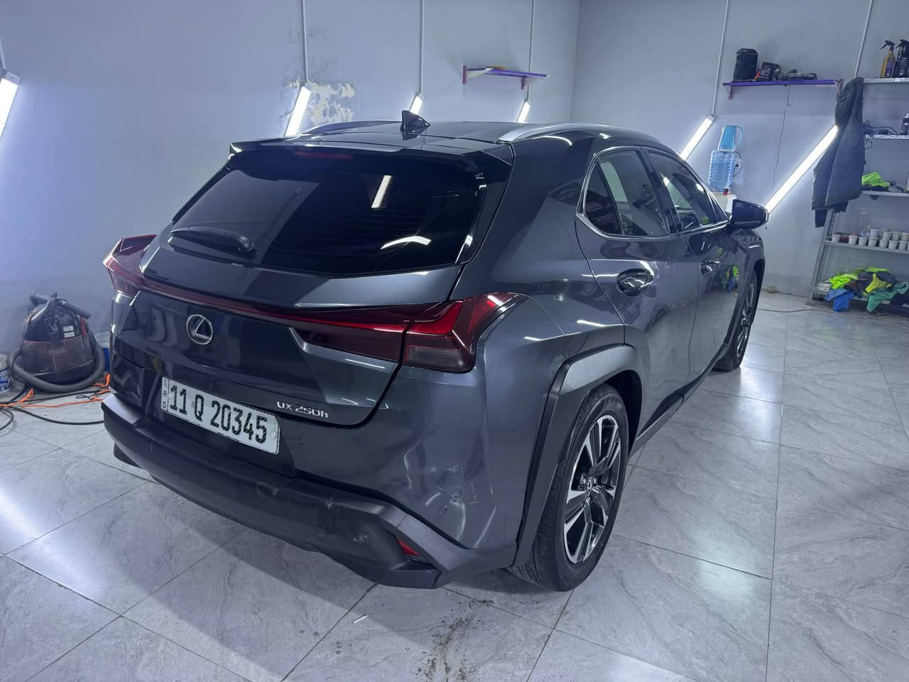 لكزز Ux250h موديل 2023 سياره كلين بدون بارد بدون شخط بدون صبغ 
سعرها 22.000 
موجود واتساب وماسنجر
***********
بيع او مراوس حسب القناعه بغداد, العراق

