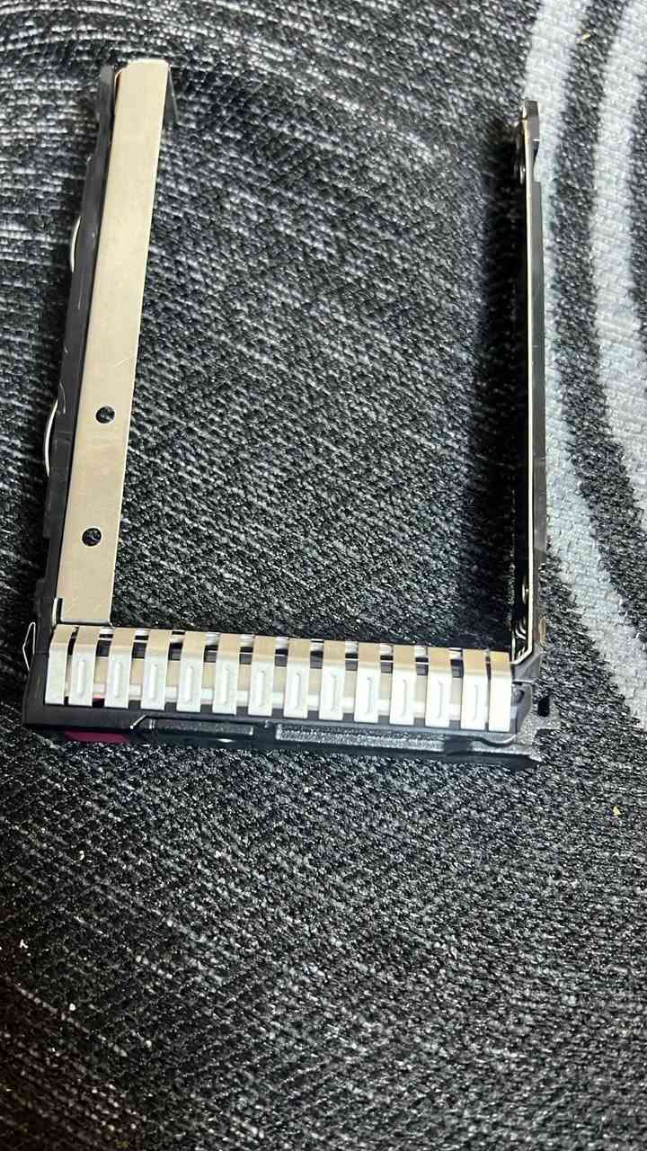 سلام عليكم قطعه ب هذا الشكل خلي سعر و بالعافيه متوفر كمية للحجز ***********
