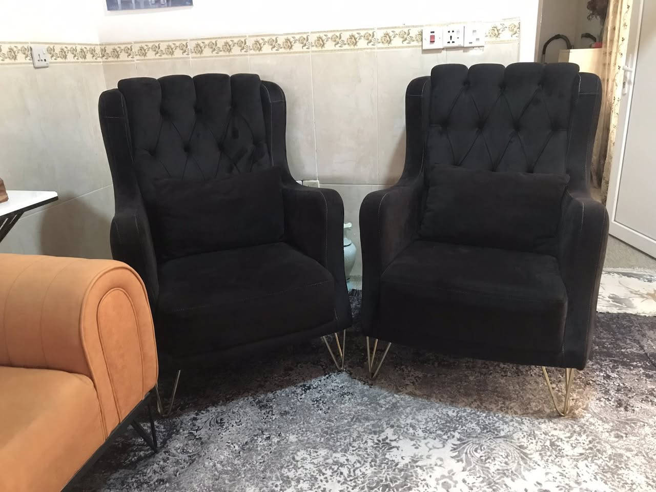سڵاو دوو فەرشی سئ بەچواری ژئر لاستیک و قەنەفەو مئزی ناوەراست و تەپڵەکان بۆ فرۆشتن


**إذا كنت صاحب هذا الإعلان وتريد حذفه لأي سبب، رجاءا أرسل رسالة إلى الدعم الفني**