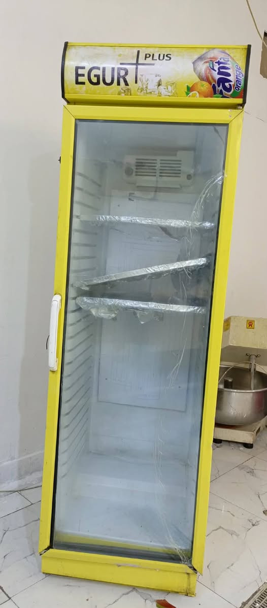 ثلاجه ما بي اي عيب سعر 45نهايته شغال. فول


**إذا كنت صاحب هذا الإعلان وتريد حذفه لأي سبب، رجاءا أرسل رسالة إلى الدعم الفني**