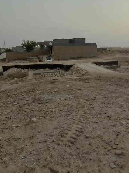 السلام عليكم
يوجد تجعيب رباط مدفون +نكره محفوره مبنيه مصبوبه
للبيع/في حي الرفاق قرب مسجد الرشيد
يتكون تجعيب من /ديوان/هول/كندور/غرافتين نوم/مطبخ
مساحه 250متر
لسعر  خاص
للاستفسار على رقم ***********
