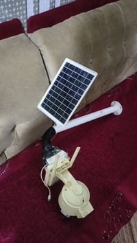 كامره نضيفه شحن علئ طاقه شمسية بيه ستان اي نقص مابيها رقم الهاتف 07851...