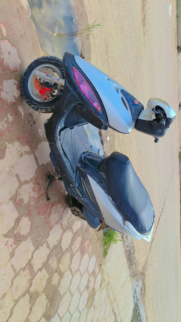 سلام عليكم دراجه جي فور كامكو مكينه نضيفه مفتوحه
كفرات نضيفه
تخم تاير
بيهه نقص بلكهربائيات بسيطه فقط
دراجه خير م̷ـــِْن •اللّـہ̣̥ 
السعر 250وبيهه مجال قليل  للستفسار مراسله الصفحه


**إذا كنت صاحب هذا الإعلان وتريد حذفه لأي سبب، رجاءا أرسل رسالة إلى الدعم الفني**