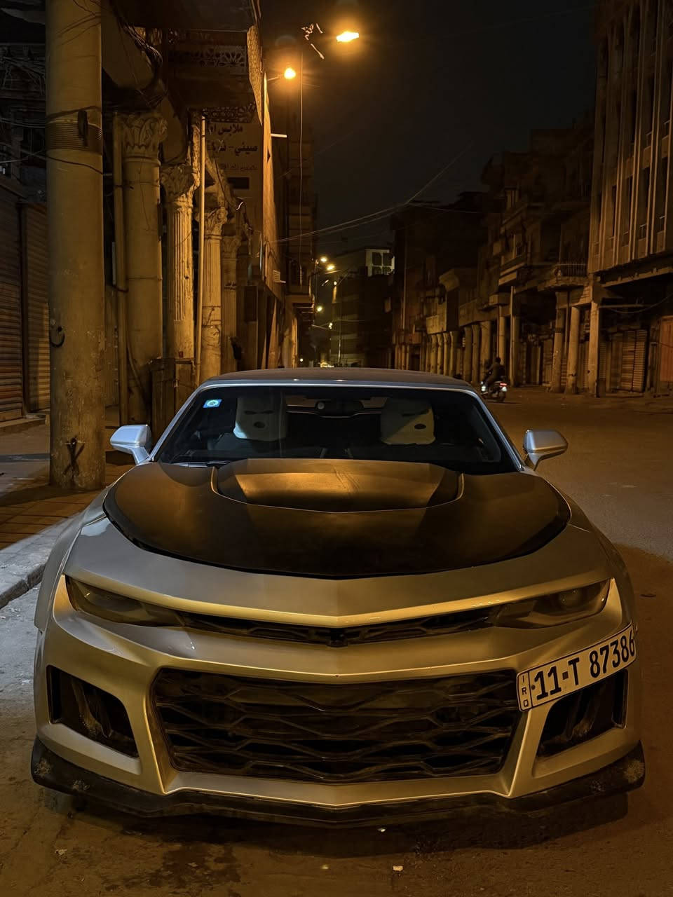 كمارو 2017 كشف للبيع ب117  سياره ضربتها جاملغ السياره مكينه وكير جديد مكانها بغداد واتساب ***********
