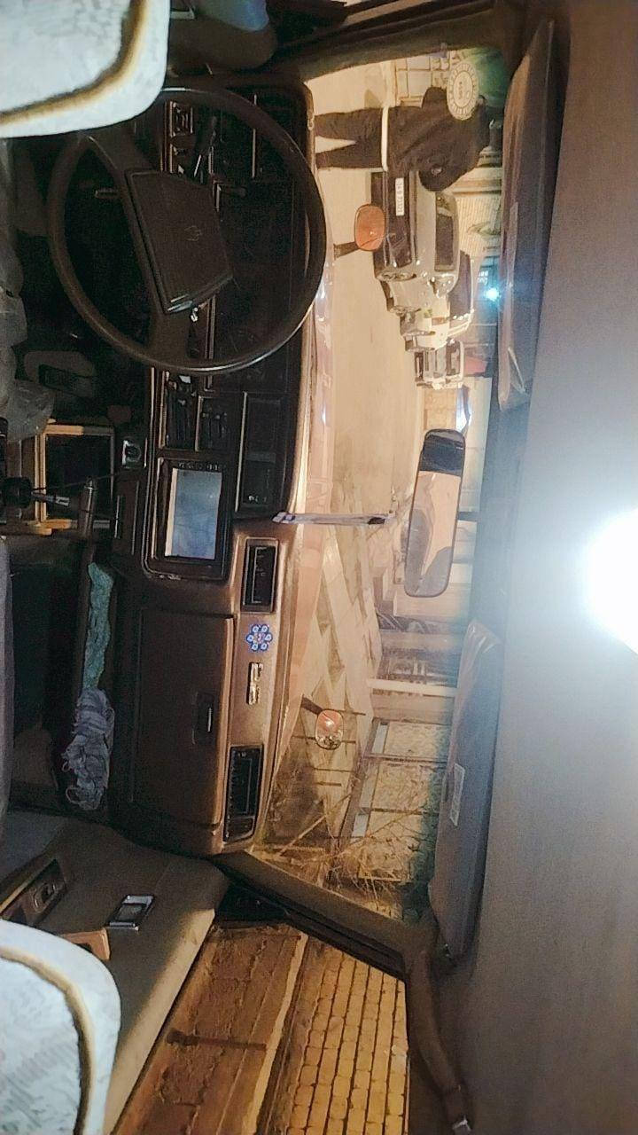 سوبر كراون موديل 82 مكينه بلادي كير اوتماتيك بلادي رقم انكليزي سنويه لل 27 تريد وكاله تريد تحويل السياره جاهزه طخم تاير جديد دلبوب باتري جديد السياره حلوه وجاهزه ترايك لبغداد العنوان البصره حي الاصدقاء علما انه مكلف بالنشر السعر 42وبيه مجال بسيط للشراي ***********
