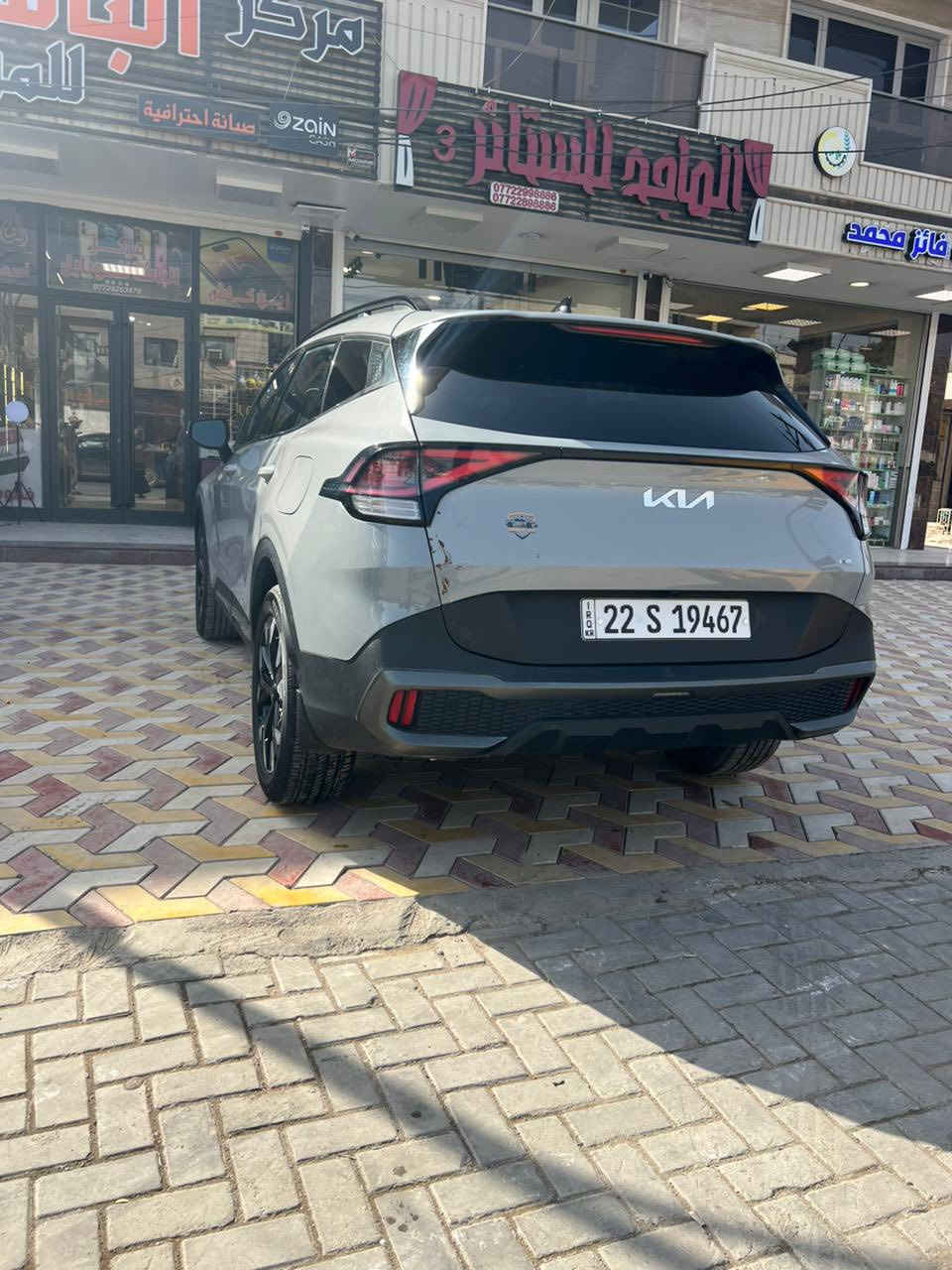 سلام عليكم 
سبورتج 2023 لون سمنتي وارد امريكي x-Line
حادث بسيط كلش 4 اصابع بالصندوق موضح بصور الحادث تعتبر كلين 
فول مواصفات ماشيه 49500 ميل بدون ايرباك جديد كلش شرط الفحص مكان السيارة الدوره ش 60 الاتصال *********** السعر  228 $
