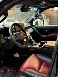 لاندكروز VXR • ٢٠٢٢ • ماشيه ٧٠ الف