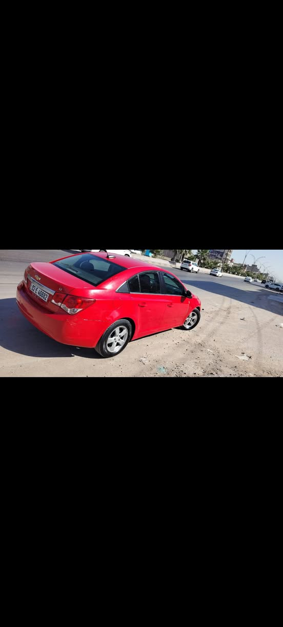 السلام عليكم شوفرليت كروز 2016 محرك 1400 جديد  مكفول كير مكفول تبريد ثلج كهربائيات بلاديه ماملعوب بيها سياره جاهزه حادثها جاملغ وبنيد موجوده صورت الحادث فقط الجاملغ والبنيد صبغ بدون دواخل للبيع او المراوس حسب القناعه تريد تحويل تريد وكاله السعر ٧٨ ورقه مجالها بسيط للاستفسار أكثر ***********
