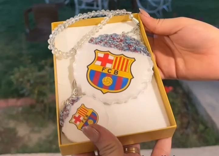 تعليقة سيارة معا مدالية سويج
شعار برشلونه سعرهم ب 5 الاف


**إذا كنت صاحب هذا الإعلان وتريد حذفه لأي سبب، رجاءا أرسل رسالة إلى الدعم الفني**