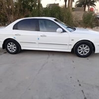 سوناتا موديل 2001رقم بغداد بسمي محرك أربعة سلندر مصبوغة عام تبريده شغا...