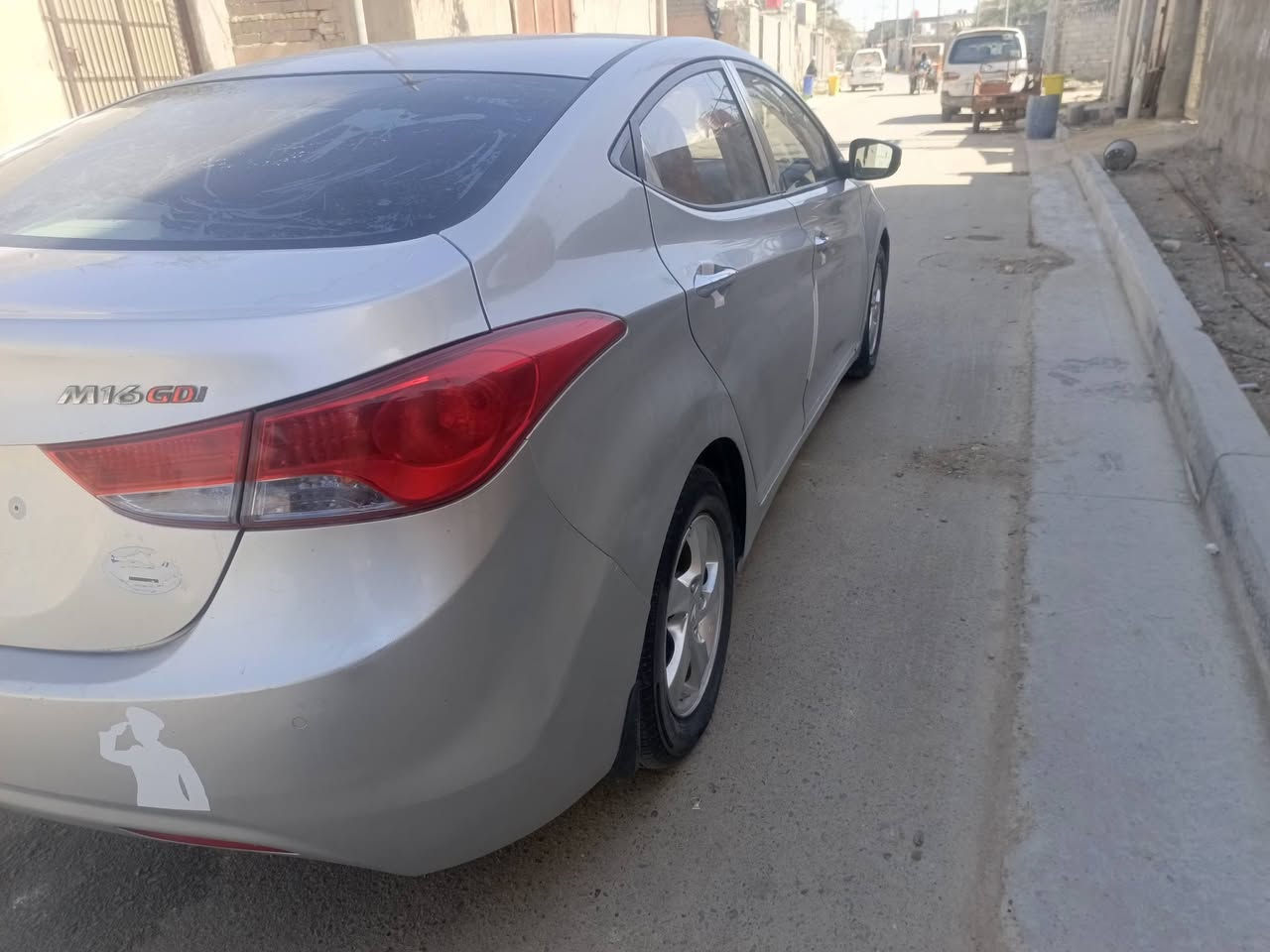 السلام عليكم النتره افانتي مديل 12وارد كوري مكفوله من الضربه تخم تاير حداده تحكم ستيرن حساسات خلفيه محرك وكير خير من الله السعر 85وبيها مجال مكان السياره البصره قضاء القرنه للستفسار على هاذ الرقم ***********
