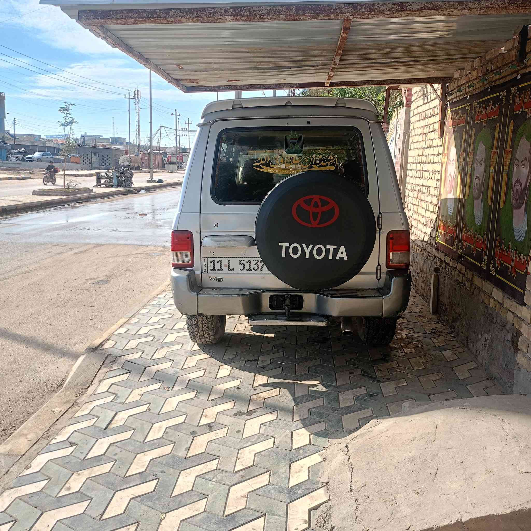 السلام عليكم سياره گالوبر للبيع 2001 سياره جاهزه كل نقص ما بيها تبريد ثلاث قطع شغال السعر 65 وبيها مجال***********=***********
