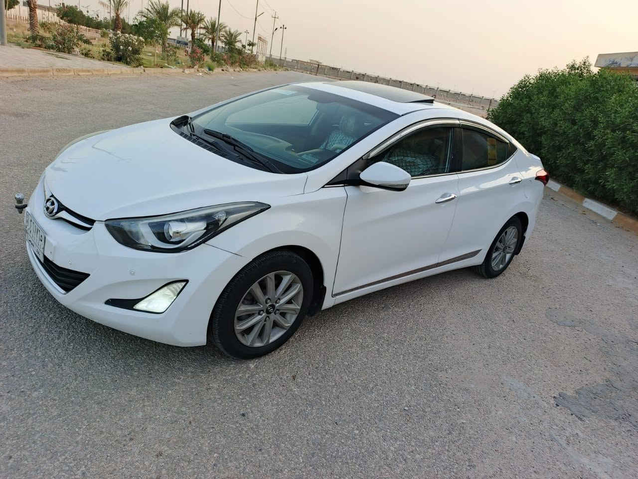 النترا للبيع او مراوس موديل 15 رقم بغداد بسمي مواصفات فول مكينه وكير وحداديه وتبريد مكفوله كفاله عامه من الضربه والتبديل فقط نص الجاملغ وكارت مكينه 1800 اي استفسار اتصال ع رقم ***********
