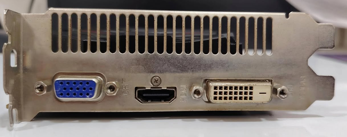 كارت شاشه AMD
R7 240 2 g
بدون منفذ طاقه
مفحوص وجاهز
السعر 35 شامل التوصيل


**إذا كنت صاحب هذا الإعلان وتريد حذفه لأي سبب، رجاءا أرسل رسالة إلى الدعم الفني**