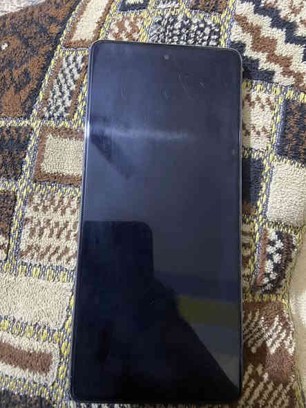 السلام عليكم (تكنو سمارت ٣٠ برو )ذاكره٢٥٦ جهاز نضيف بي بس هاي الضربه الي بالضهر السعر ١٥٠ وبي مجال المكان بغداد ابو غريب (***********)
