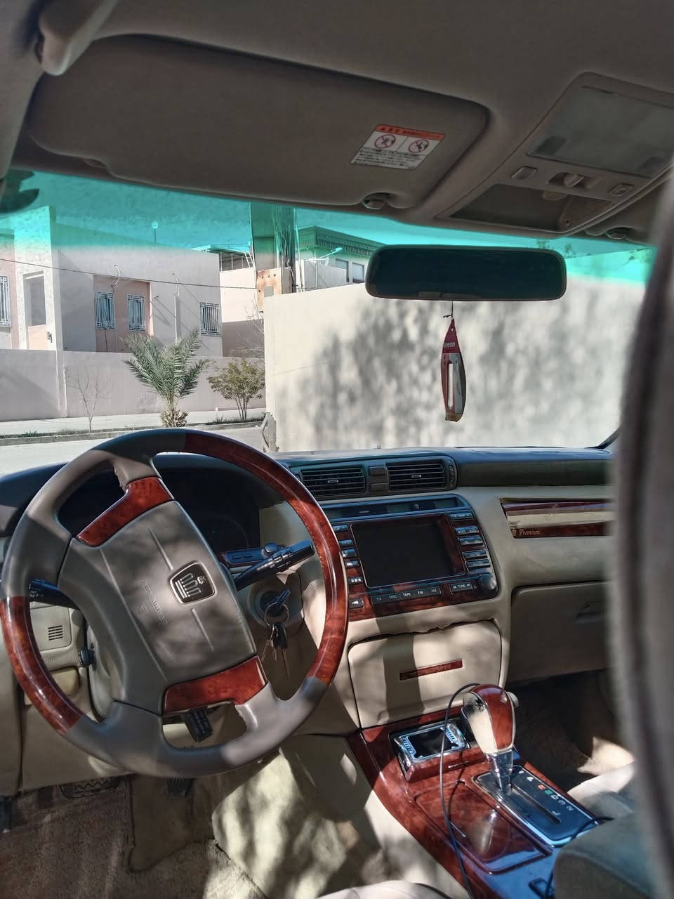 سلام عليكم 
البيع ملكه كركوك مدفوع كمرك 
قرص سياره جديده 3 دكم ديفور الجبيررر 
تحويره جوه نجف الفوك إمارات 
سياره جاهزه وجديده 
عارضه ب ١١٥ وبيه مجال 
مكاني نجف 
***********
