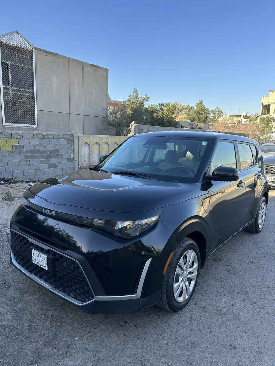 السلام عليكم بيع فقط بدون مراوس كيا صول 2023 محرك 2000 دوش بدون رقم ماشيه 48 مبدل فقط جاملغ بجم كبس وربع البنيد صبغ السعر 13000 $ وبيهه مجال صور الحادث بلمنشور مكان السيارة بغداد حي البنوك

***********
