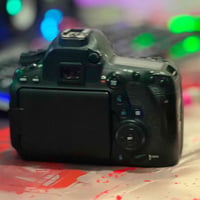 كانون d6ii نضيفه كلش   متوفر توصيل لجميع محافظات   للستفسار خاص او وات...