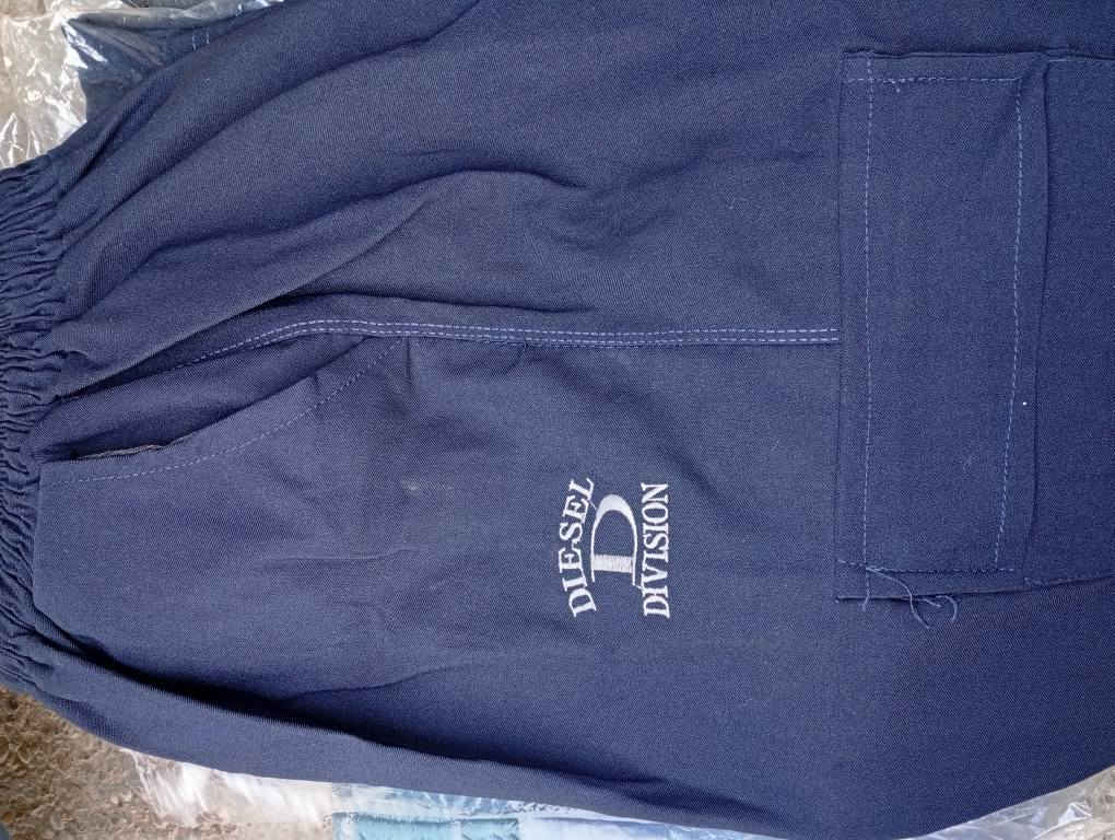 تنزيلات عرض خاص 
بنطرون أبو الجعبة ماركة 
السعر ب 7000 دينار 
العنوان خانقين شارع مصرف. خناقين, ديالى


**إذا كنت صاحب هذا الإعلان وتريد حذفه لأي سبب، رجاءا أرسل رسالة إلى الدعم الفني**