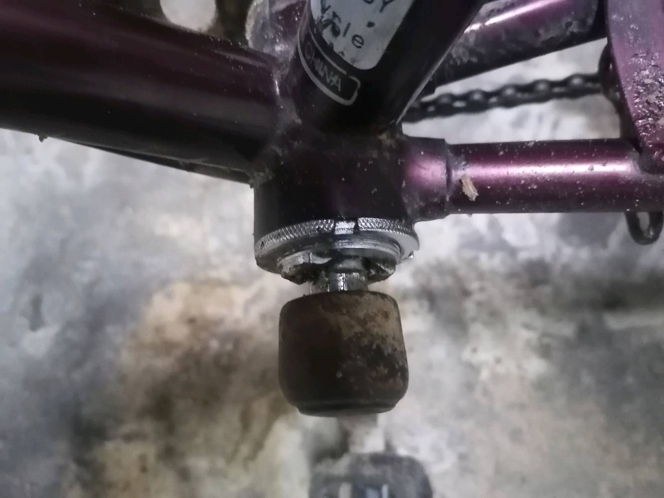 السلام عليكم عندي بايسكل للبيع بايسكل باله قح.موديل2010من امه مختم شركته سانتوس بس ممسوحه للاستفسار*********** سرج قلاب بايسكل نضافته85بالميه ستوني ذابله خزينه جديده كلشش.مكاني البصره الجزيره السعر75وبي مجال خير من الله