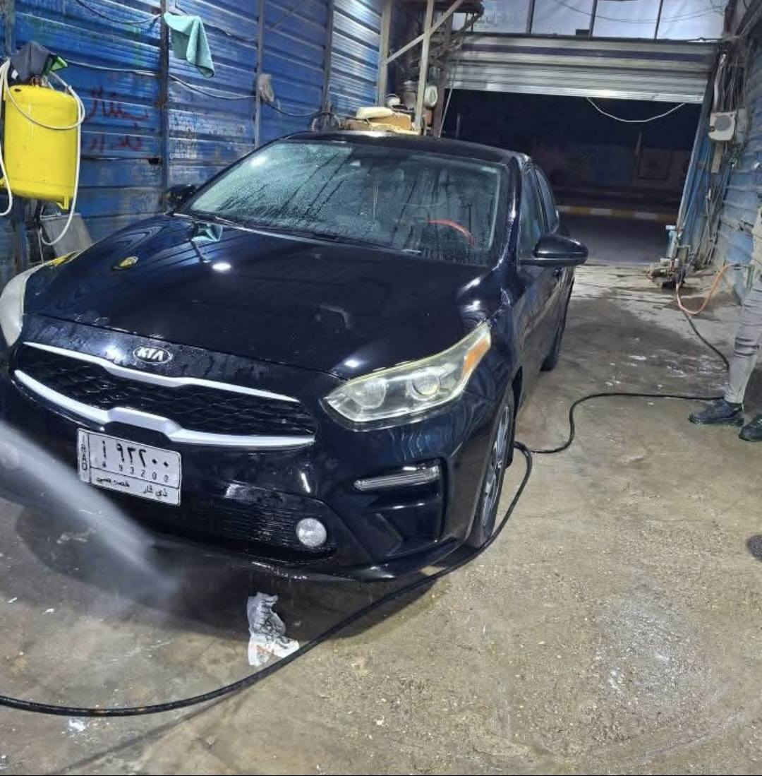 كيا فورتي وارد امريكي ضربتها جاملغ خلفي سياره جاهزه مكينه وحداديه وكير كارتون 
***********
