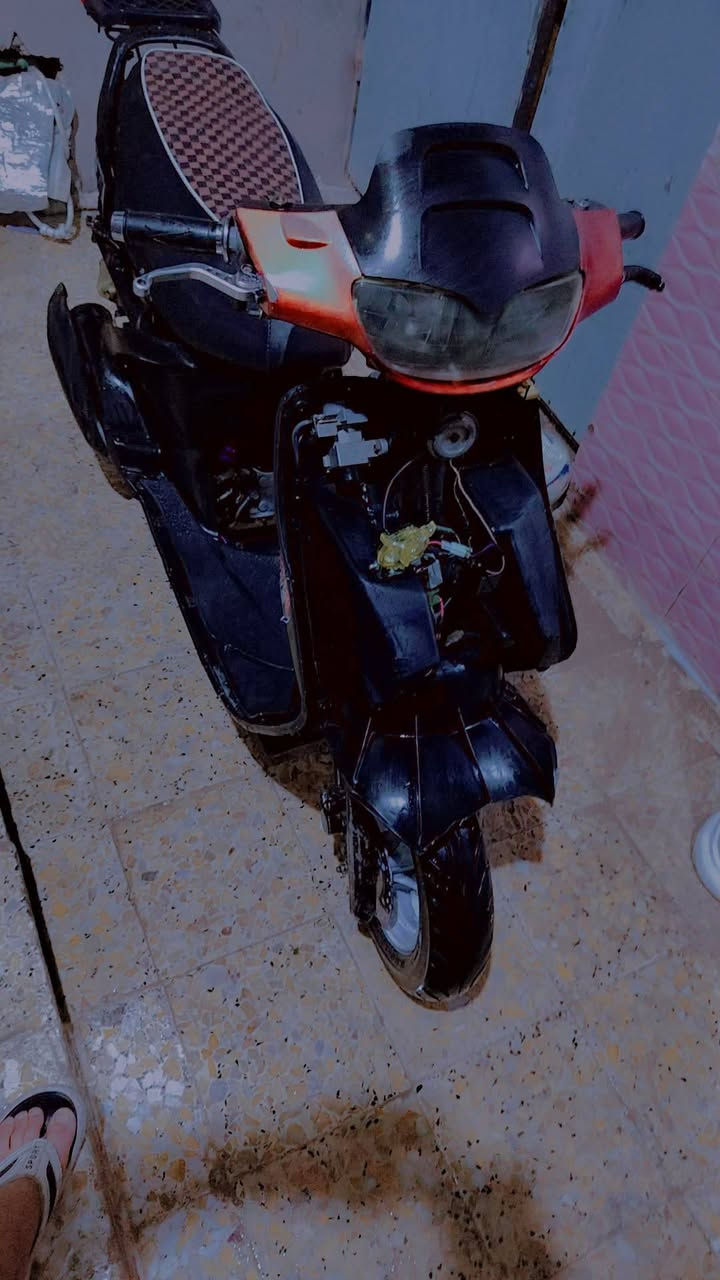 سلام عليكم فراشه فحل مكفولة برغي ما عايزة مكينة مامفتوحة سعر 300 مكاني نجف نتصال ***********
