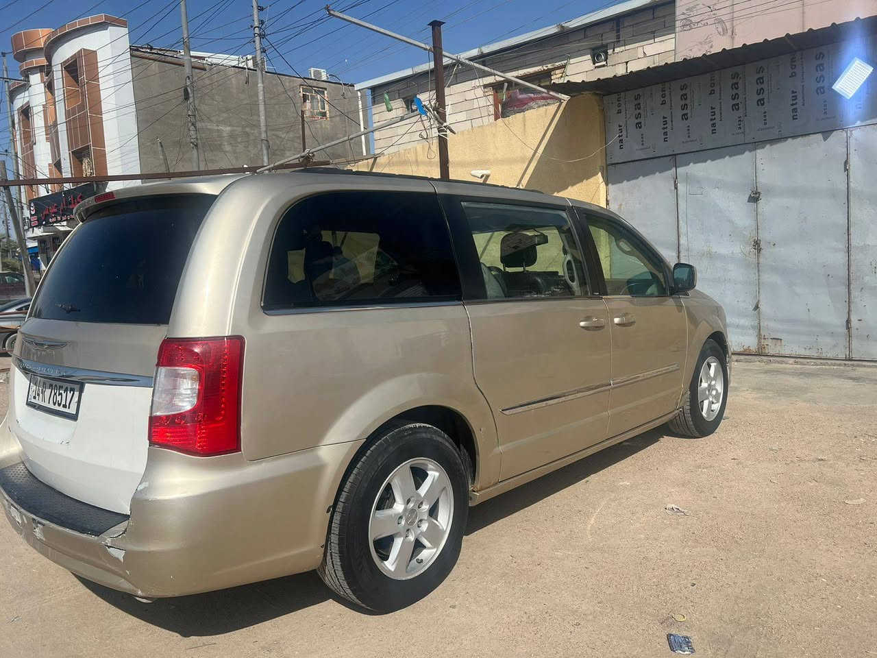 السلام عليكم 
( بيع او مراوس حسب الرغبة)

دوج كرايسلر كرفان 2013 السياره فول كهرباء 
السياره رقم بصره انكليزي بااسمي سنويه 2030
حادث امريكا  (( جاملغ امامي  وبنيد )) البنيد نفسيته و الجاملغ مبدل  (( مكفوله لغد وشاصي ))
اما بالعراق تبديل باب الجنطه الخلفي  و الباب القديم موجود 
وصبغ عام السياره بسبب الجراد
و الباقي شوف العين مبين 
يراد الها ترتيبات بسيطه  
***********
*********** 
بيهن واتساب
السعر 113 وبيها مجال
المكان (بصرة)
