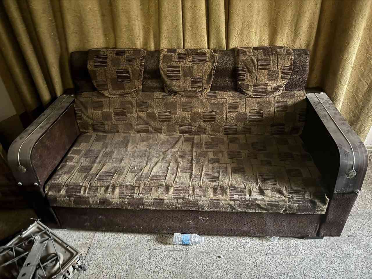 سلام عليكم. تخم يرادله دوشمه. فقط. مكاني. دلفيه سعر ١٠٠


**إذا كنت صاحب هذا الإعلان وتريد حذفه لأي سبب، رجاءا أرسل رسالة إلى الدعم الفني**