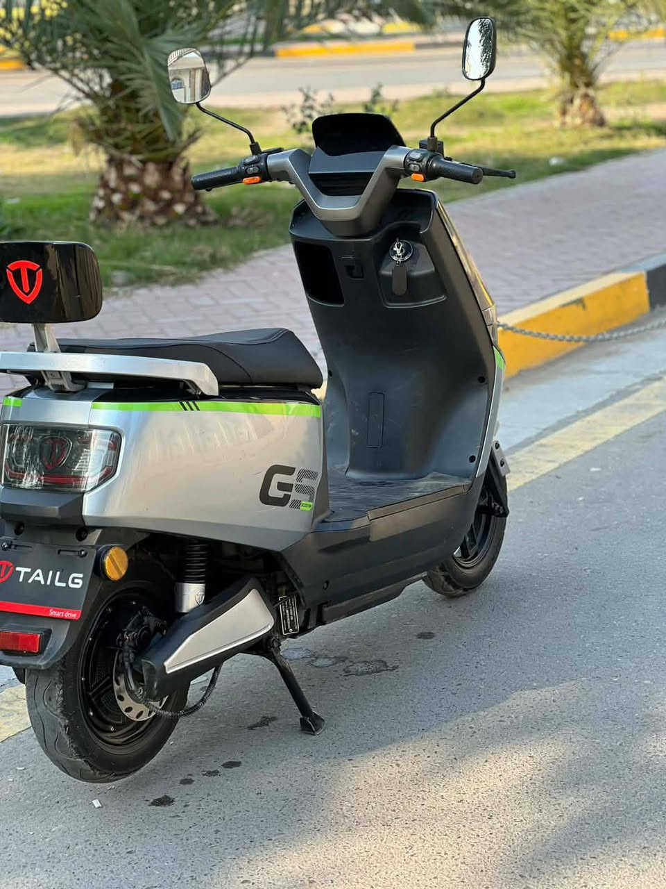 سلام عليكم دراجه شحن جديده ستعمال أقل من شهر ماخذه 950 رايده 750 مكان الكاظميه اتصال ***********
