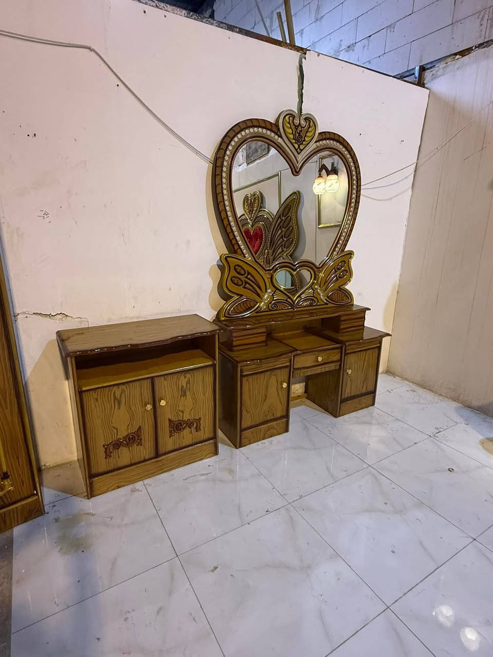 غرفه شغل وصط
السعر ٨٠٠ ٧٥٠ قفل
شد نقل داخل بغداد مجاني 
نضافه ٩٥
غرفه مستعمل قل شهر


**إذا كنت صاحب هذا الإعلان وتريد حذفه لأي سبب، رجاءا أرسل رسالة إلى الدعم الفني**