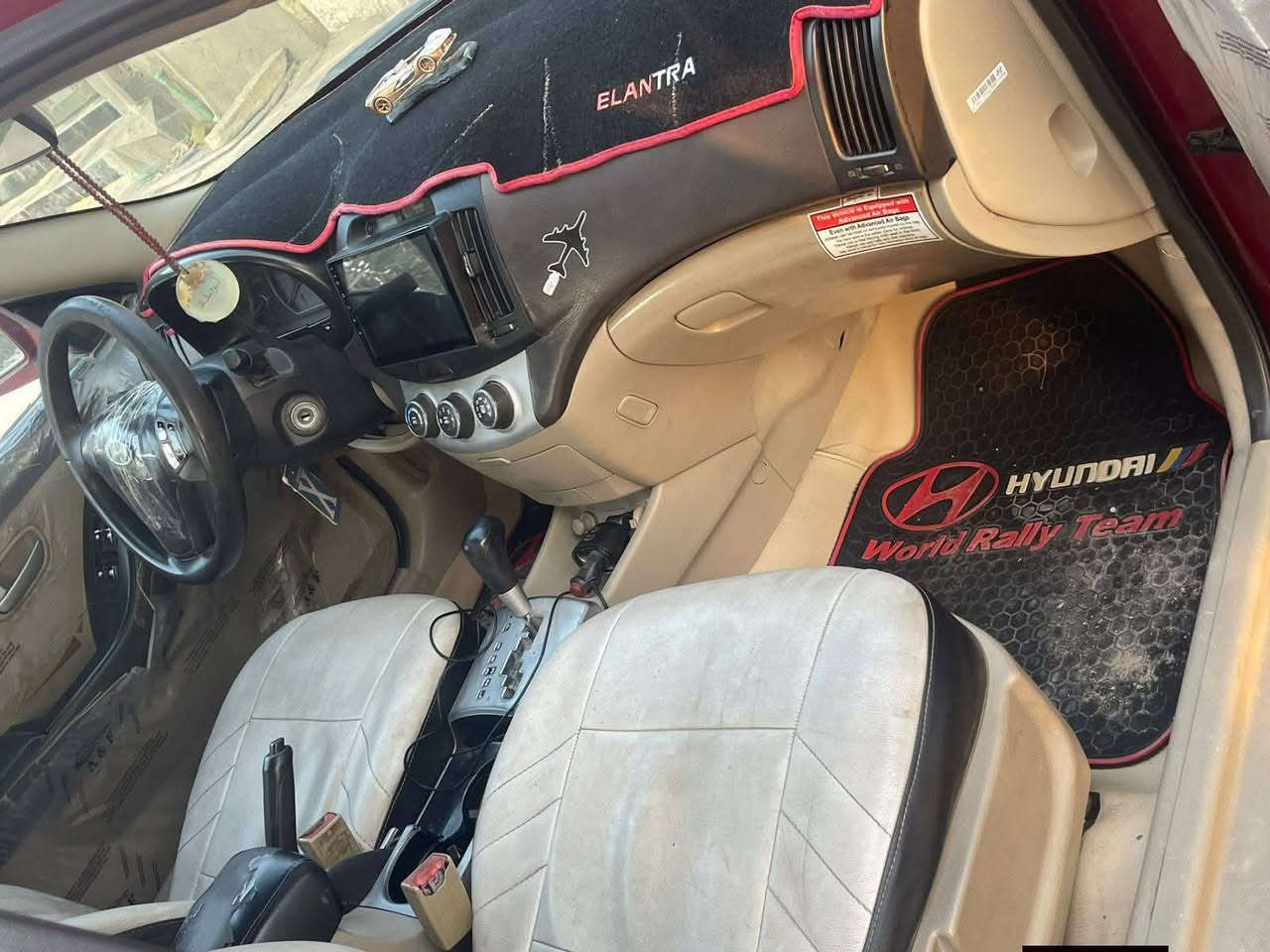 السلام عليكم
سياره الإنترى موديل 2007 رقم بغداد وارد امريكي محرك 2000   للبيع عنوان ديالى بعقوبة باسمي رقم جديد السيارة جاهزة من كلشي السعر 88 بيها مجال 
للاتصال ***********
