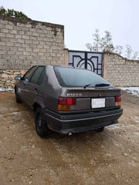 رينو 19 موديل 91 كير ومحرك شرط سنوية لل2029 شرط التحويل السعر 18 وبيها...