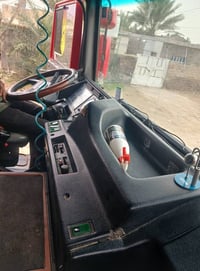 فالفو • مكينة F12 • ٩٣