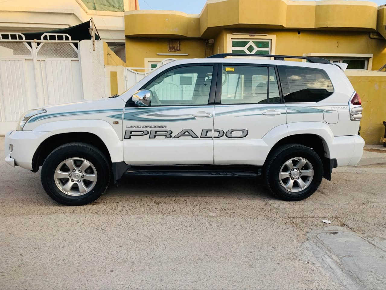 پرادۆ 
مۆدێل 2004
تۆماتیک
ناو زەرد
فۆرمیکا
دەبڵ ئەکسل
تەبرید مەرکەزی
دەبڵ زۆن
٣ ڕیز کوشن
سپێر لە کۆڵ
سەیارەکە تا بڵێی نازدارە
تەلەفون بکە هەر پرسیارێکت هەبوو لە خزمەتام
(***********) السليمانية, العراق
