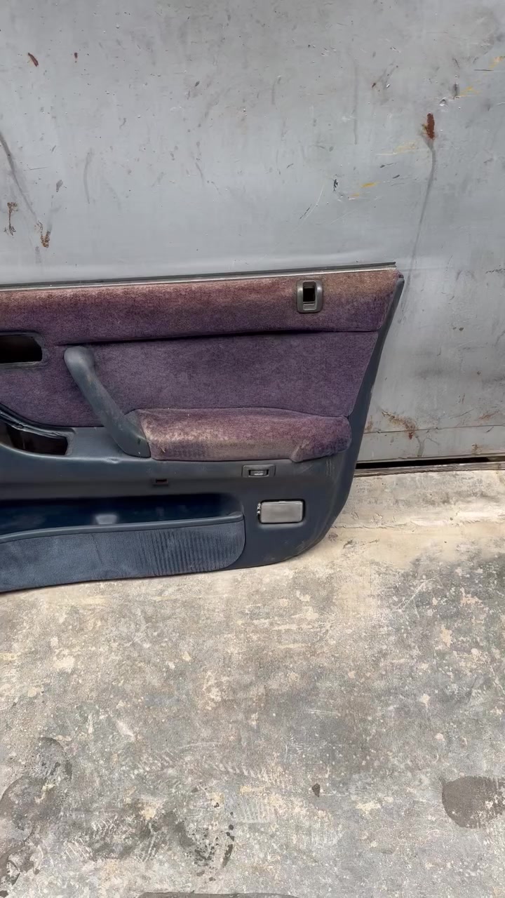 بطه ارنب هارتوب سيدان كرسته نفخ مارك نفخ راس لثور  العنوان بغداد الطالبيه بل فلكه مال ٨٣موجود توصيل كافات المحفظات الرقم الهاتف ***********
