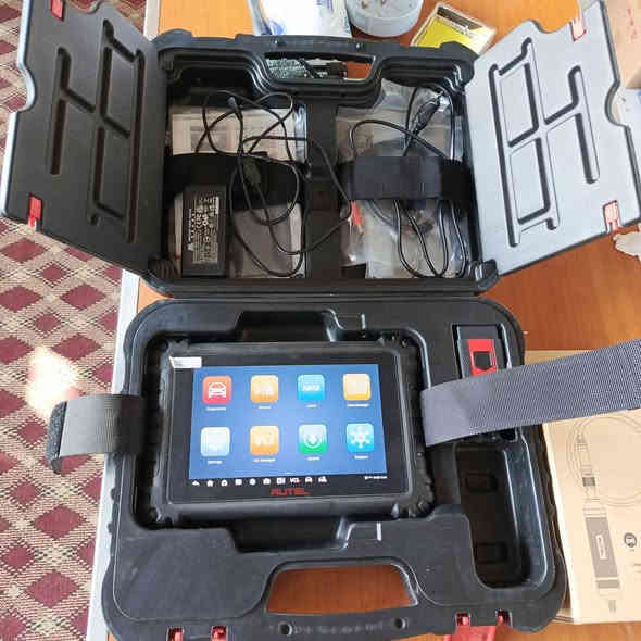 جهاز اوتيل MaxiSys MS906pro
مع كاميرا الأماكن MV105 مدمجه مع الجهاز برنامج داخلي 
للبيع بسعر 1150$
الجهاز مستخدم قليل جداً ينتهي التحديث يوم 15/10/2026
الجهاز شغال وكامل الملحقات مع الكاميرا
***********
