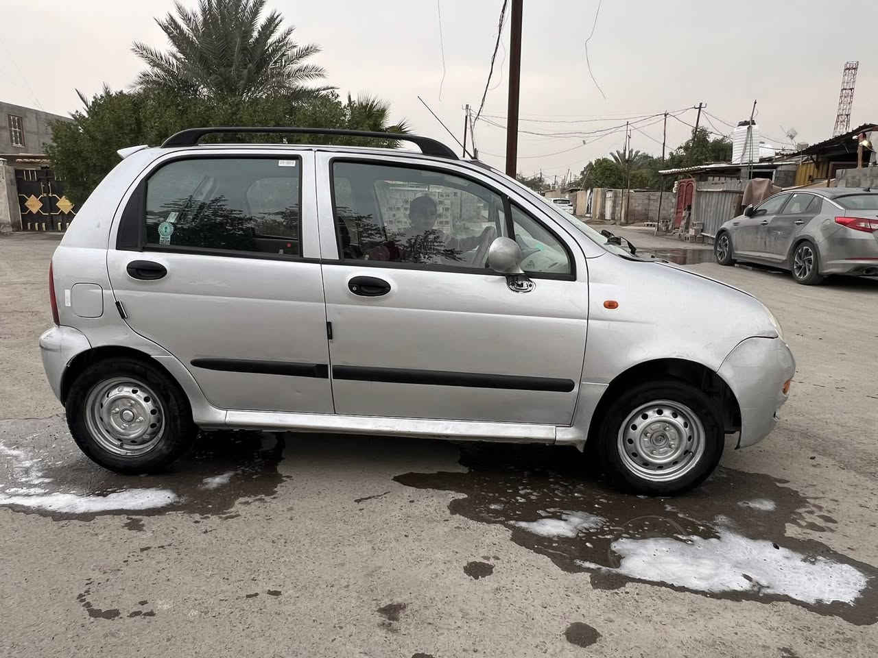 السلام عليكم ورحمة كيوكيو للبيع موديل 2013للبيع كير مكينه تبريد ثلج صدر امامي خلفي جديد السياره مال جناي ممتعوبه وحلوه سنويه جديده رقم انكليزي تحويل ثاني يوم عنوانه بغداد التاجيات السعر 28وبيه مجال كلش قليل رقم هاتف***********
