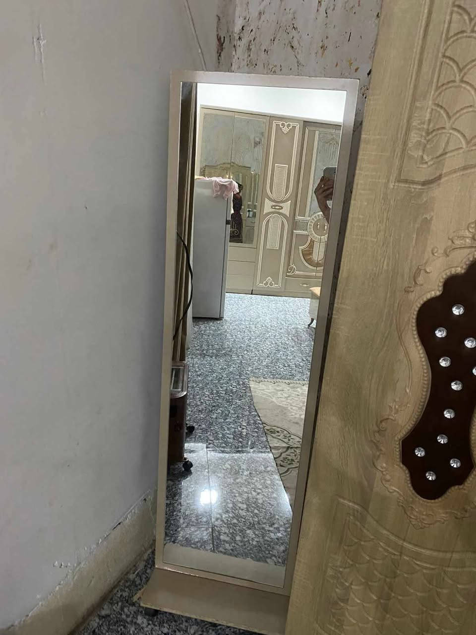 غرفه نوم تركي ضخمة درجة أولى نظيفة 10 قطع مستخدم شي قليل ب مليون وبيها مجال قليل
مكانها يوسفية


**إذا كنت صاحب هذا الإعلان وتريد حذفه لأي سبب، رجاءا أرسل رسالة إلى الدعم الفني**