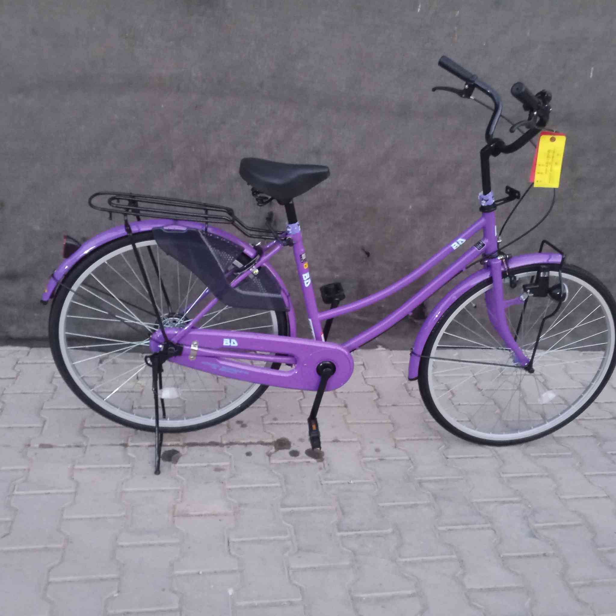 سلام عليكم باسكال بنفسجي💜 شركه BD  باسكال نضيف كلش  ماخذه من كرار ابو نقش سعر قيم بس لاتكسر بي مكاني نجف حي  ***********
